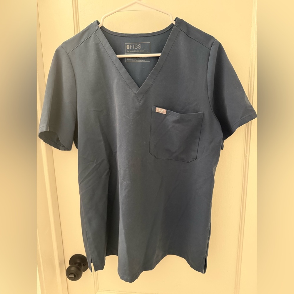 “Dark harbor” figs scrub set